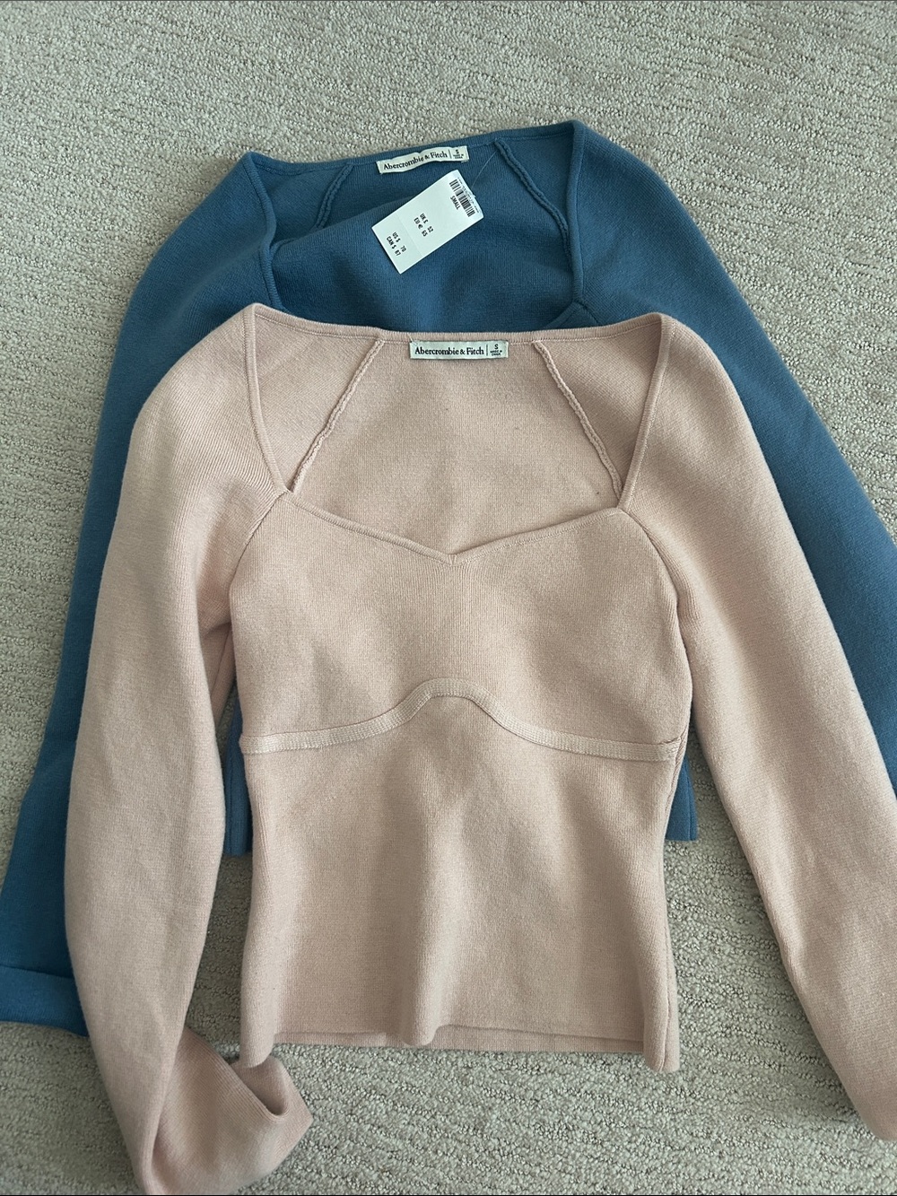 Abercrombie & Fitch Women's Sweater Long Sleeve Shirt - 2 Pack (SMALL)